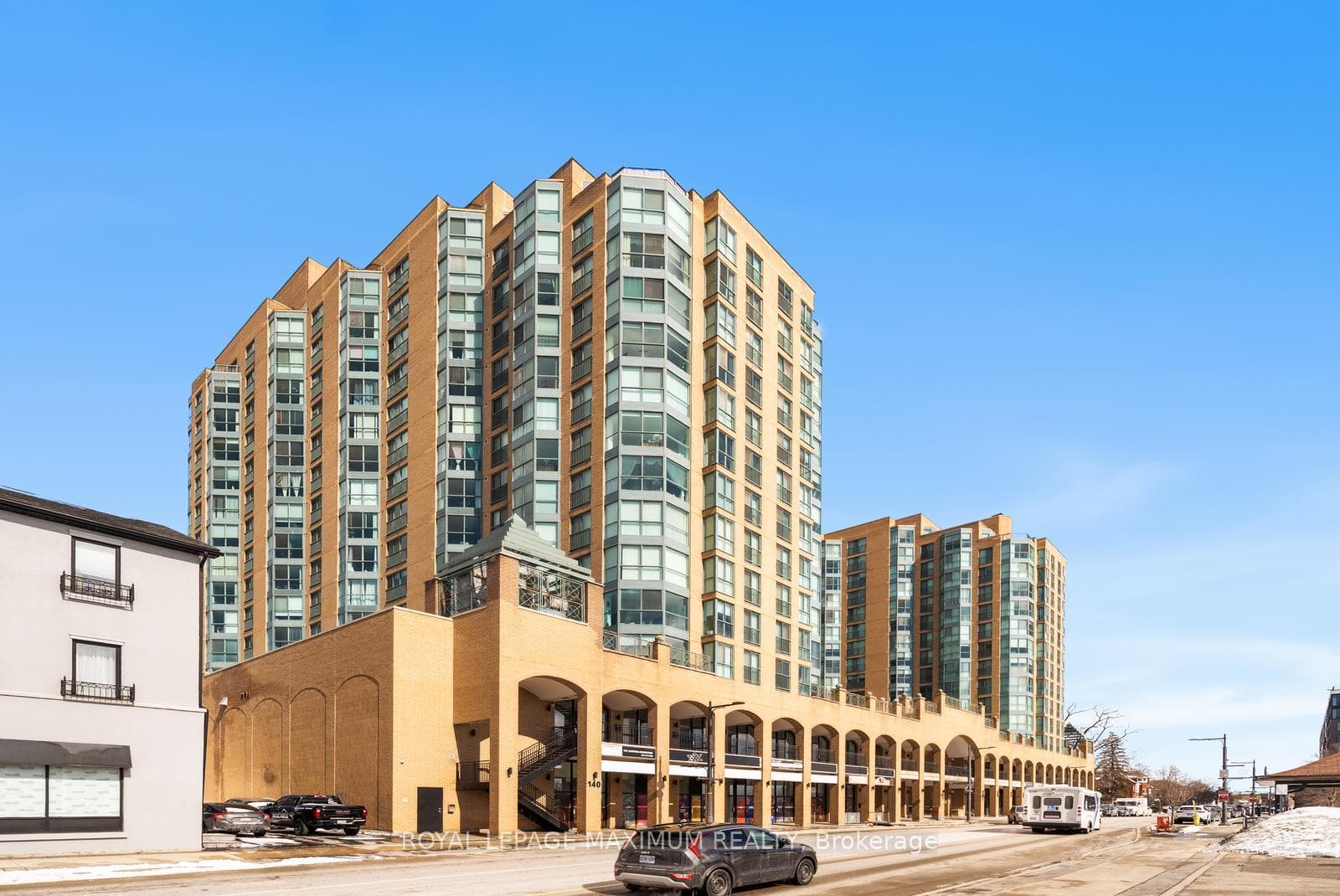 150 Dunlop Street Unit 601 photo 1