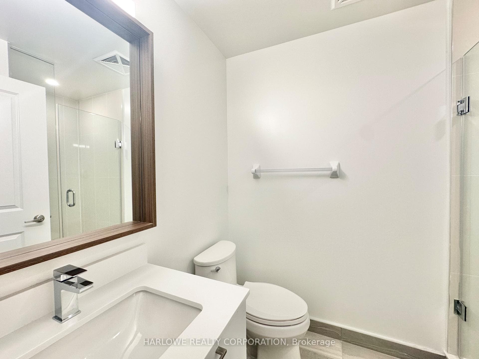 543 Richmond Street Unit 706 photo 4