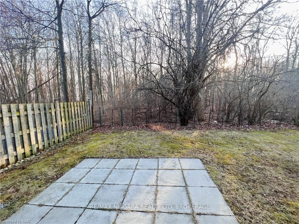 114 WINTERBERRY Boulevard photo 30