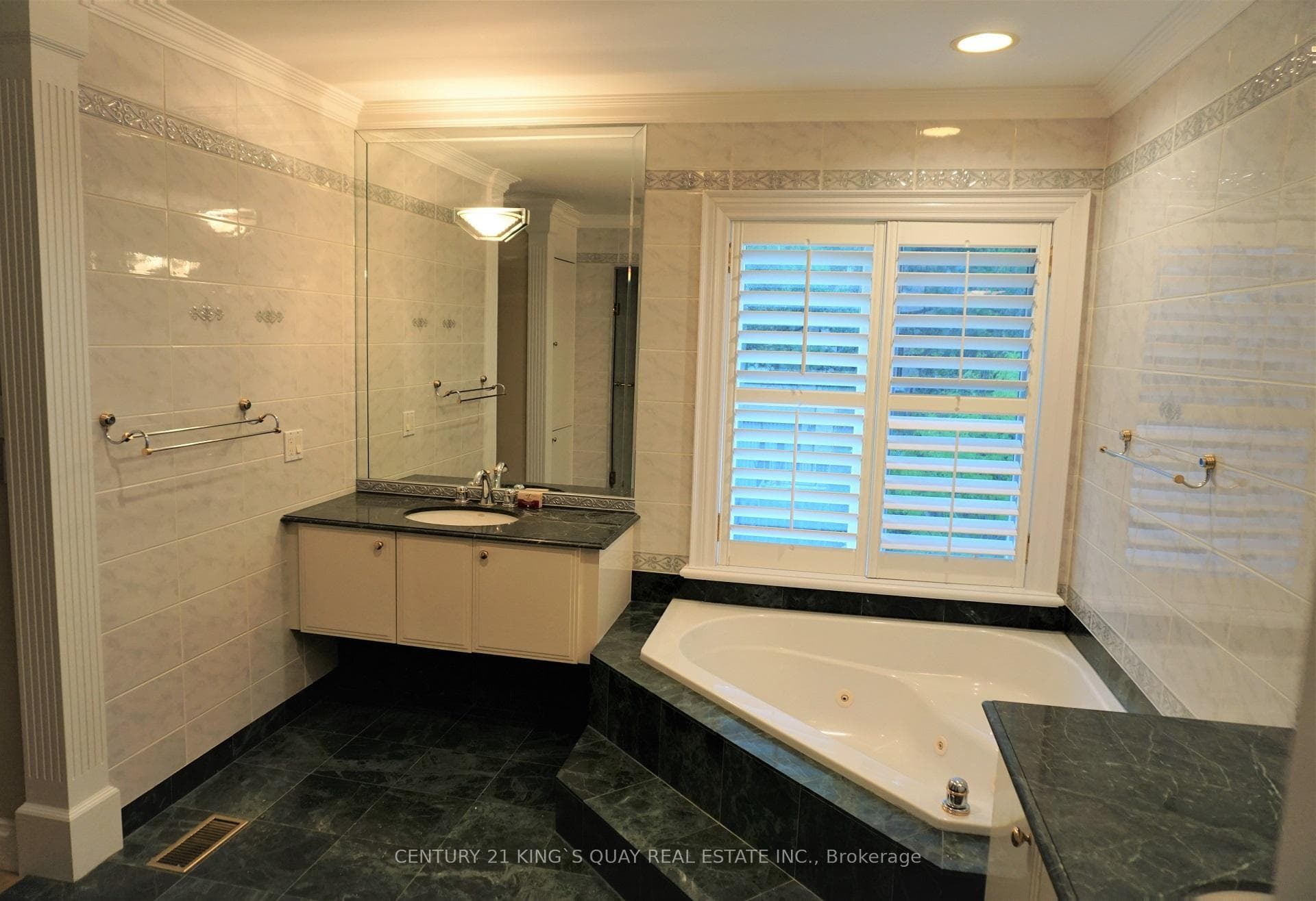 100 Church Avenue photo 14
