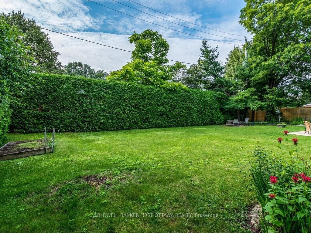 84 Cleadon Drive photo 32