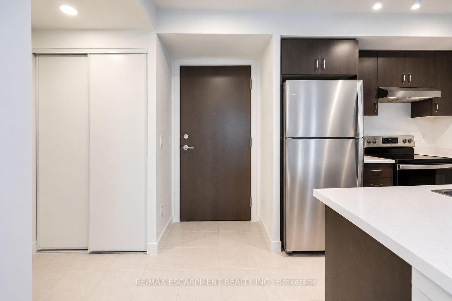 10 Wilby Crescent Unit 309 photo 4