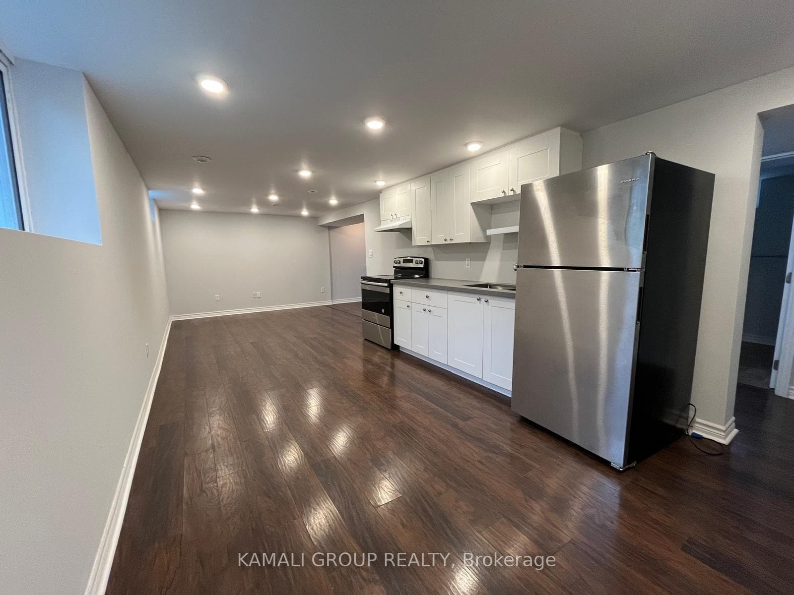 494 Monteith Avenue Unit Bsmt photo 4