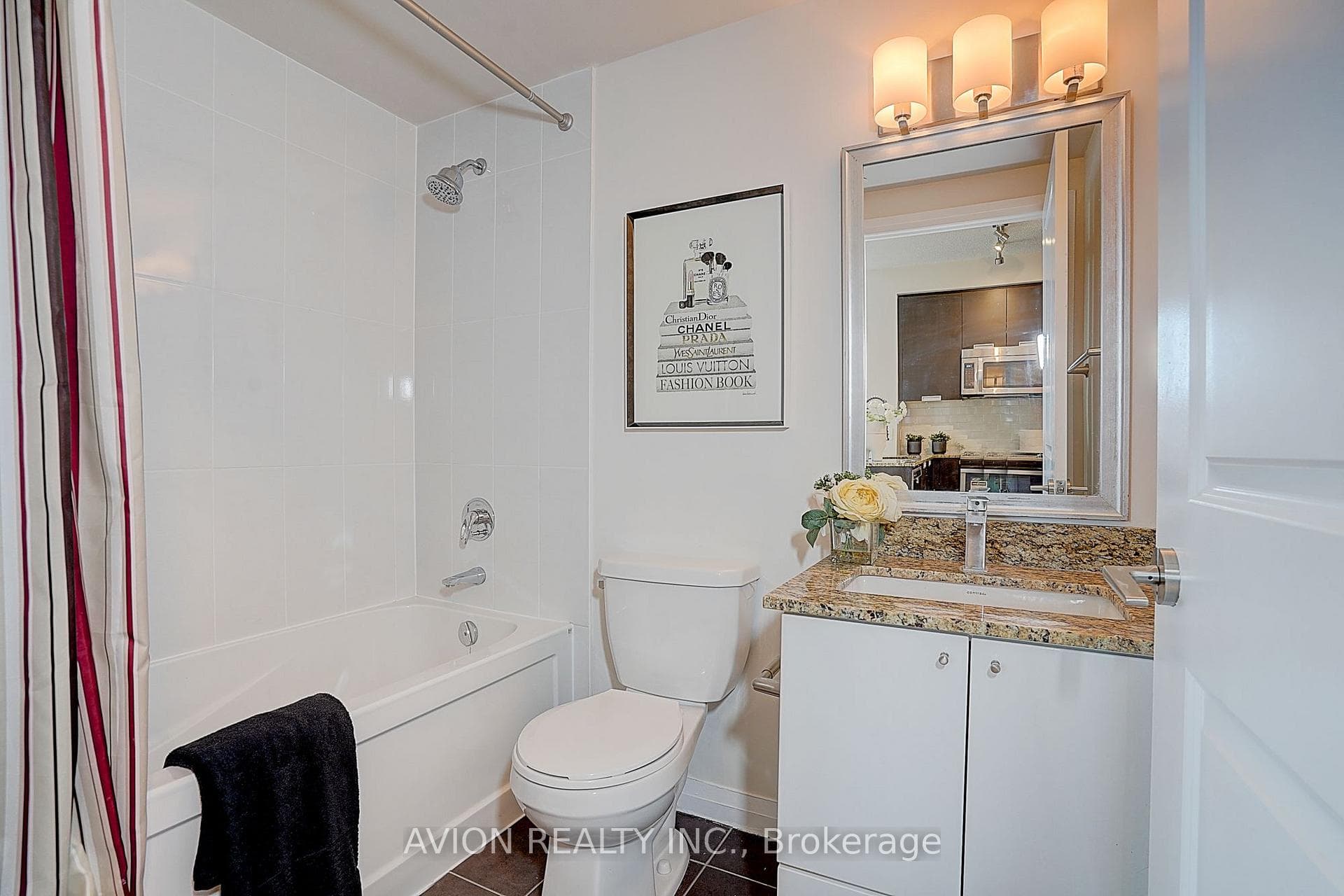55 Eglinton Avenue Unit 1202 photo 25