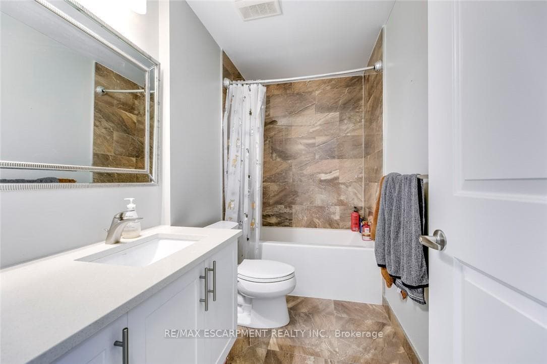 5001 Corporate Drive Unit 501 photo 26