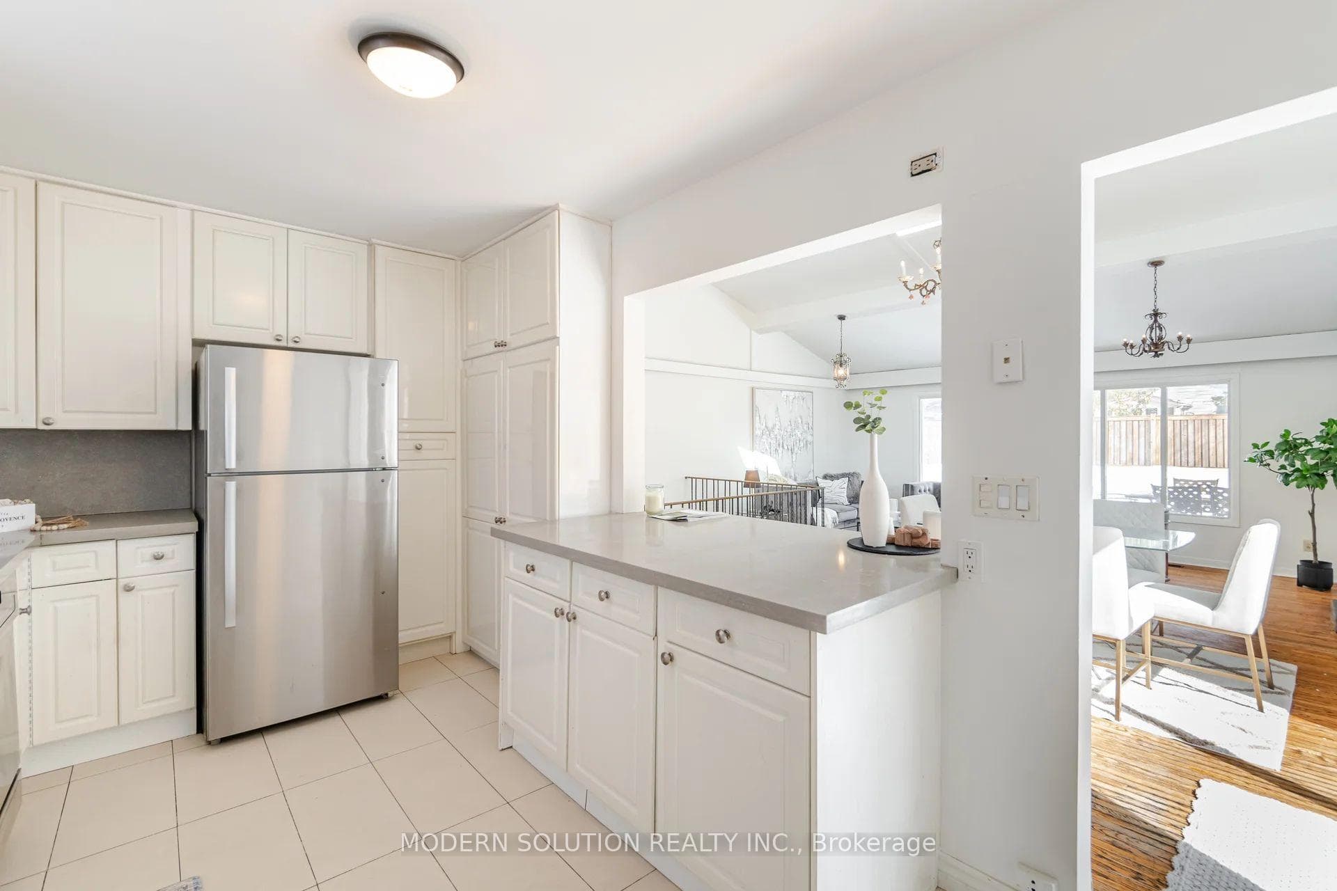 2557 Mindemoya Road photo 13