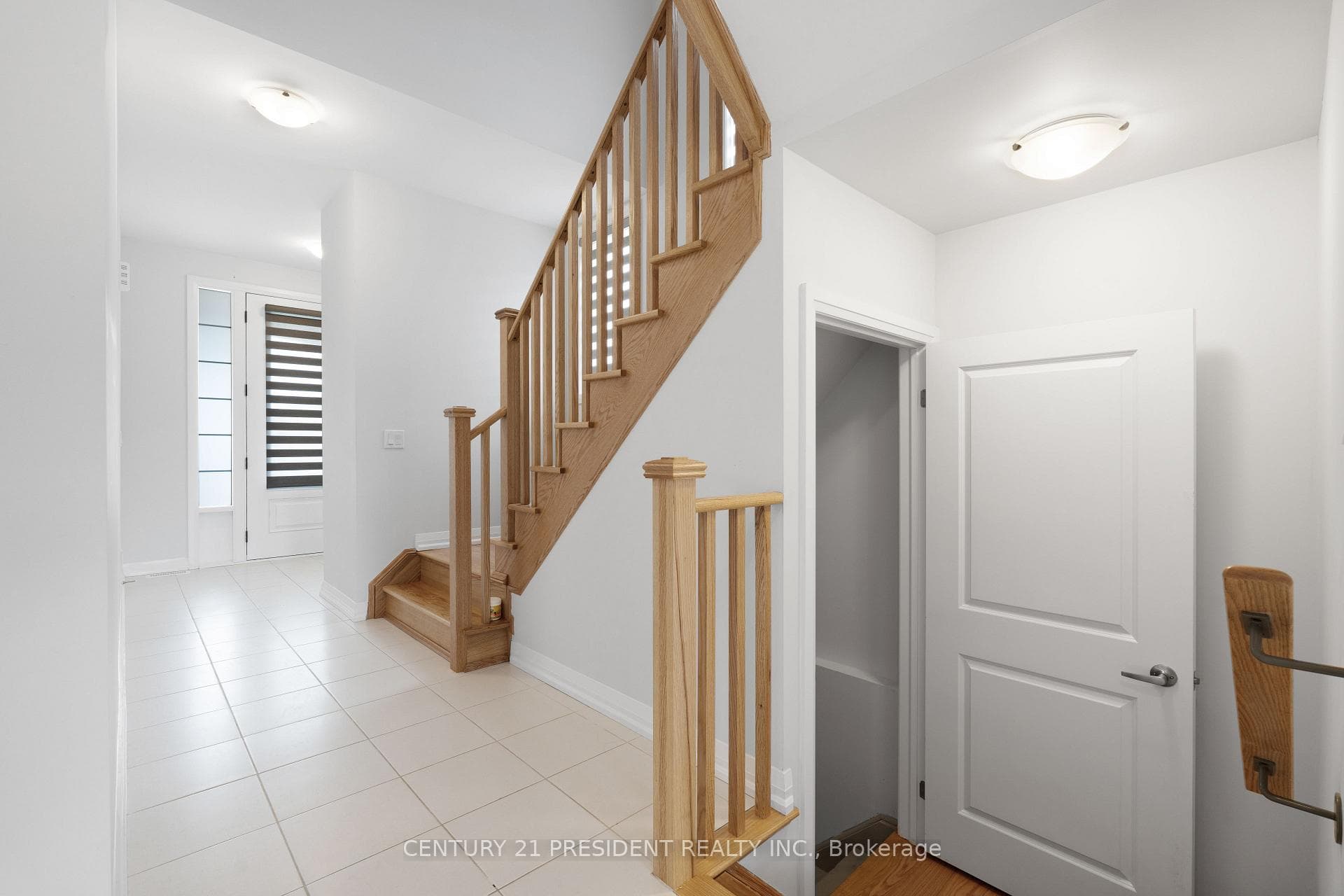 727 Sobeski Avenue photo 6