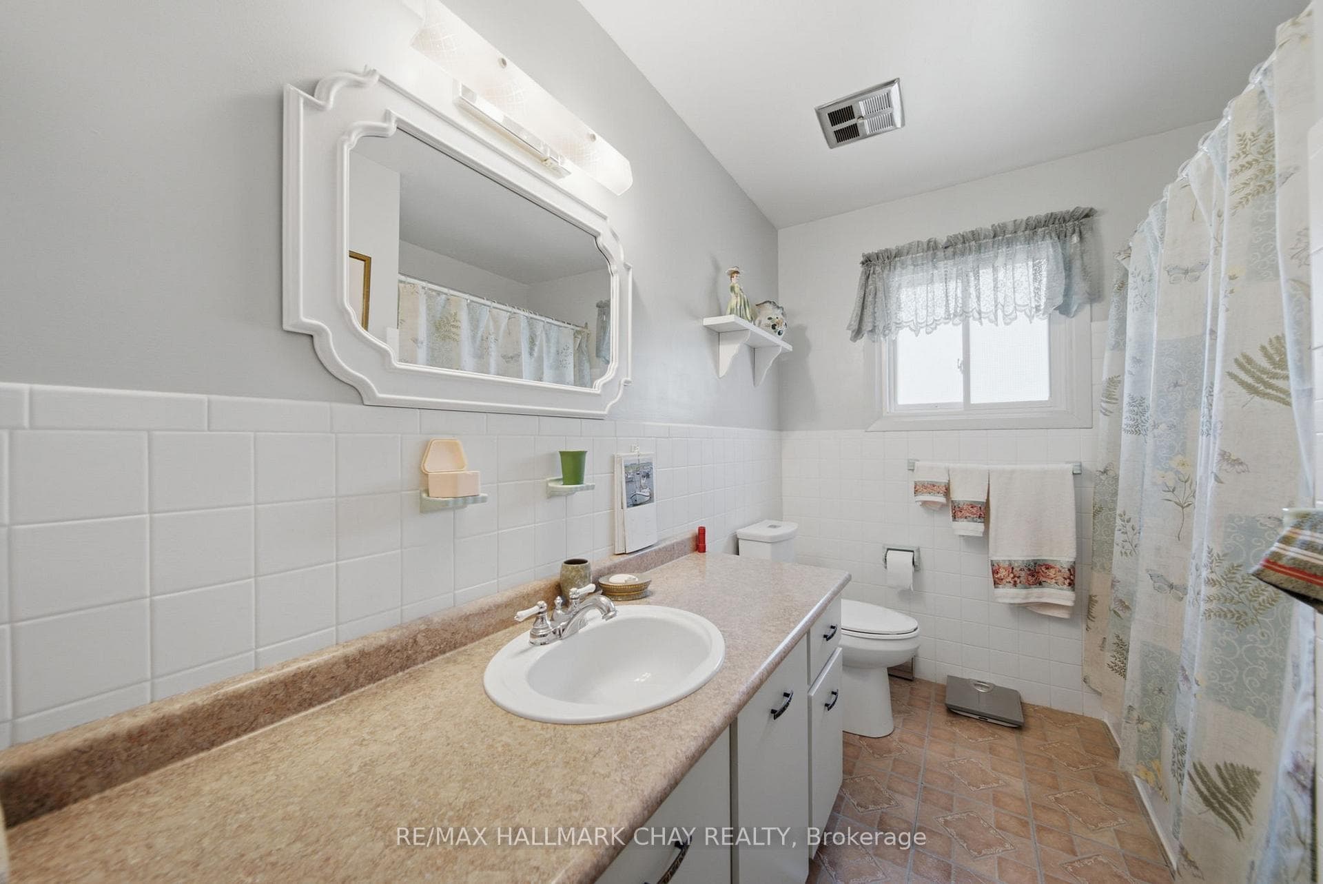 6 Highcroft Drive photo 21