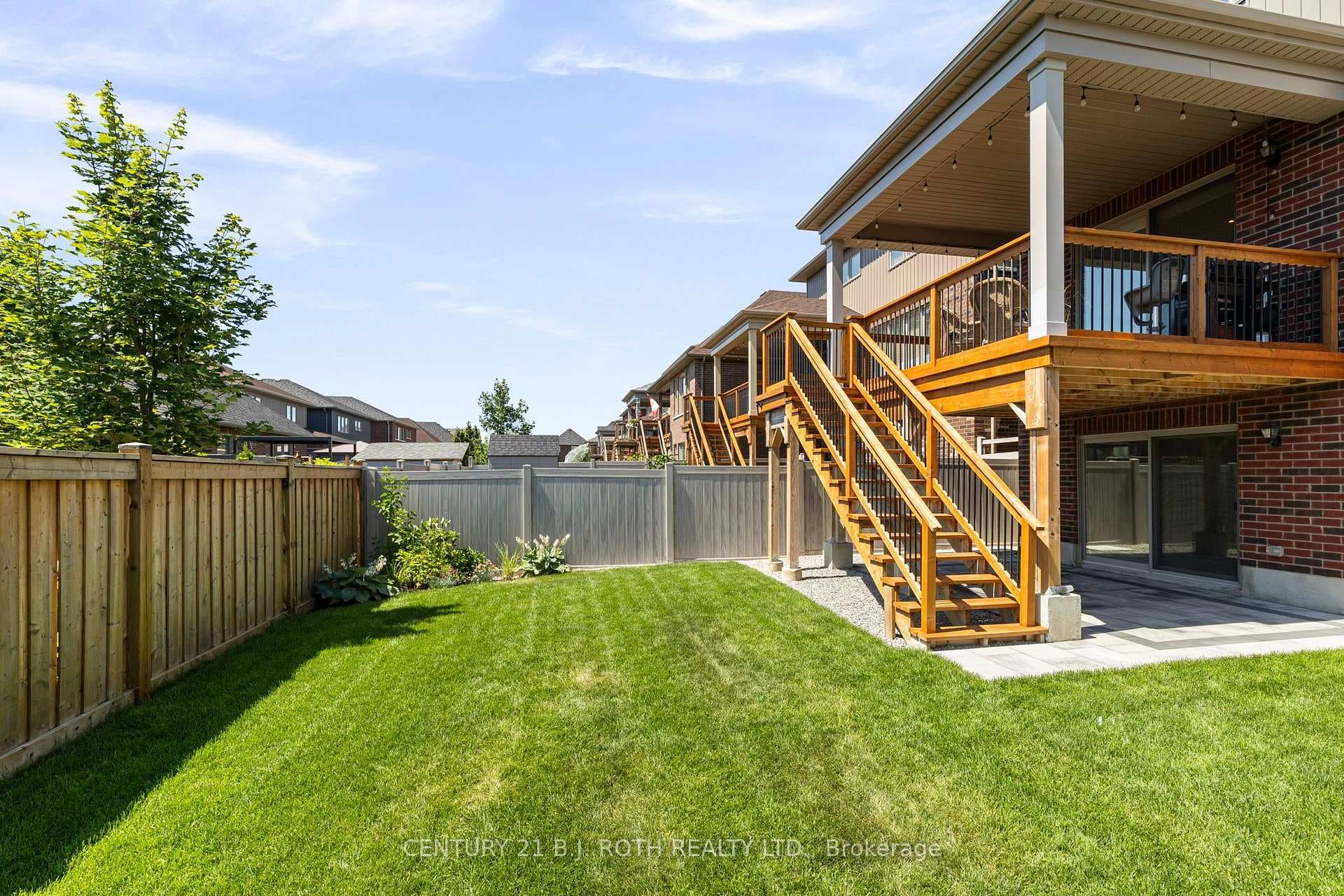 3015 Annalysse Drive photo 32