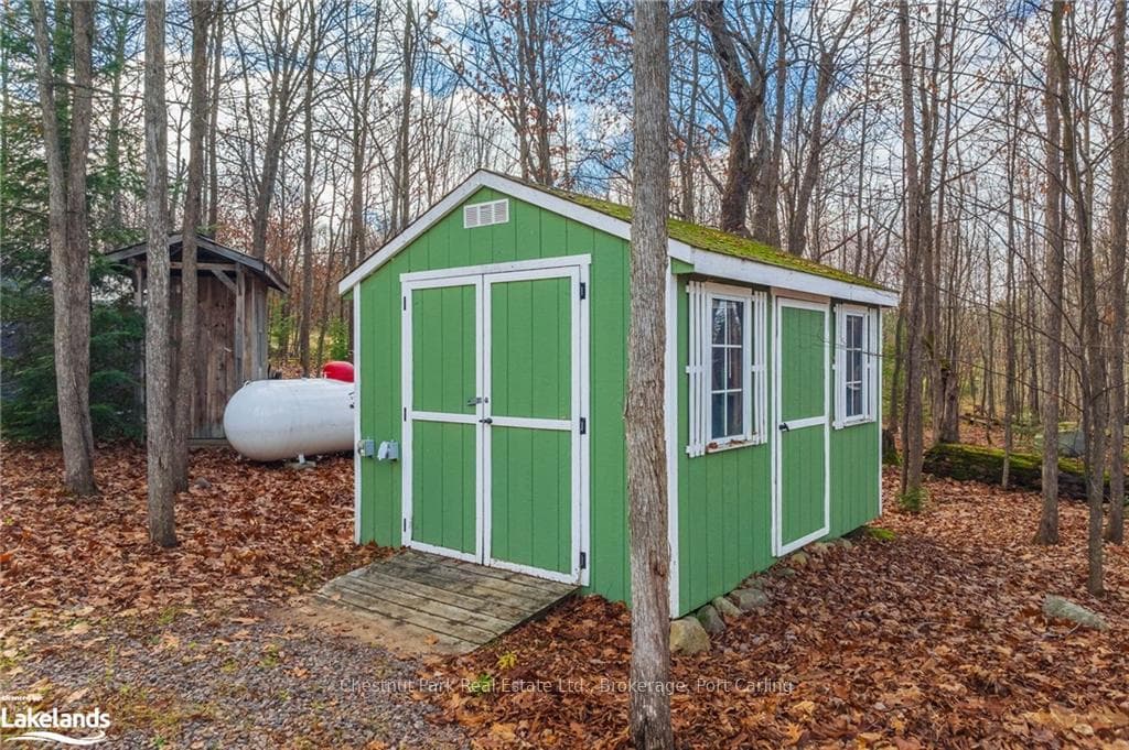 563 SKI HILL Road photo 42
