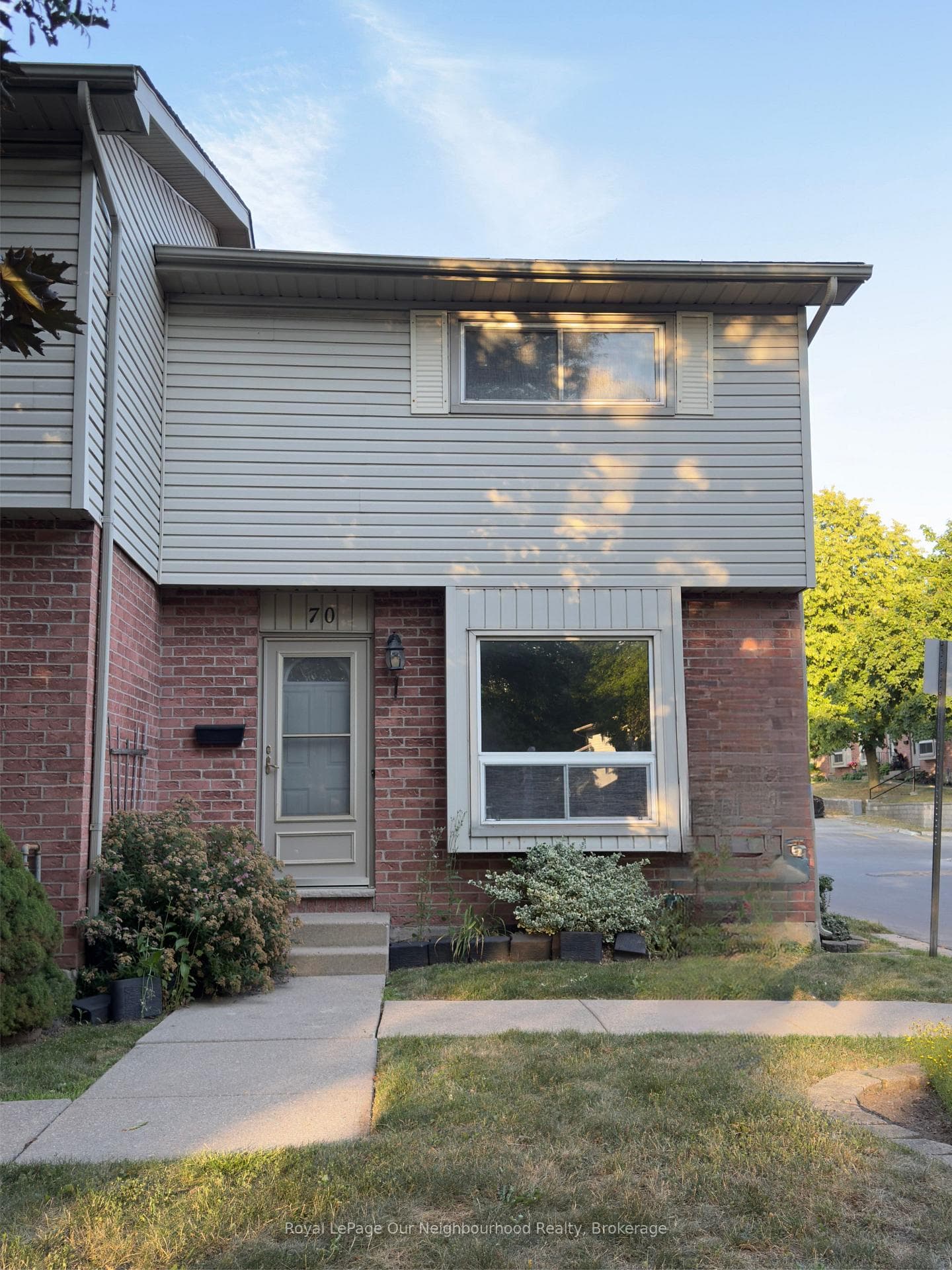 226 Highview Avenue Unit 70 photo 2