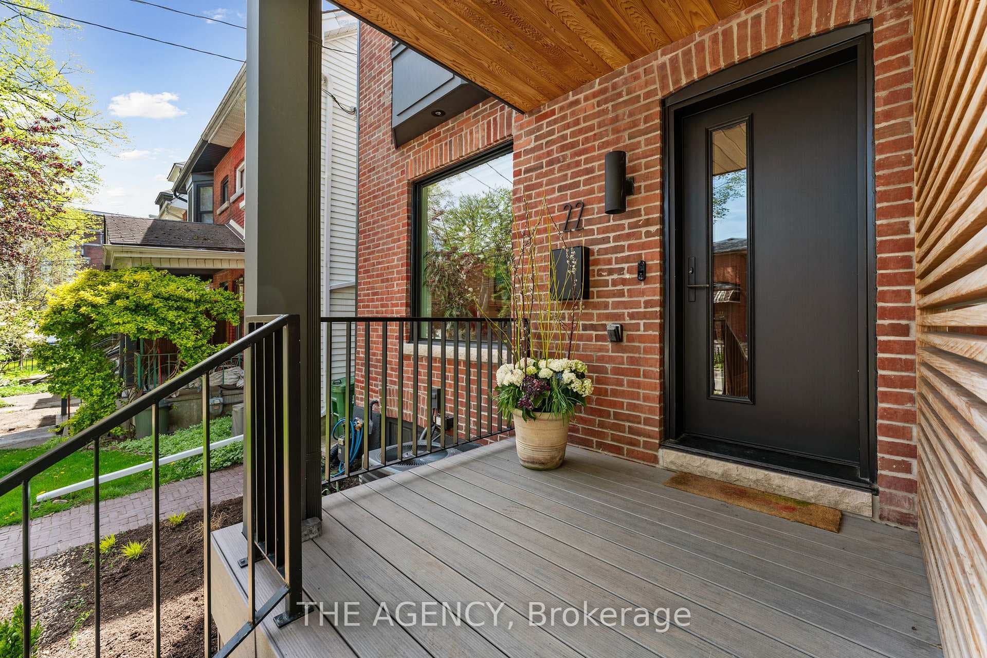 22 Bellwoods Avenue photo 4