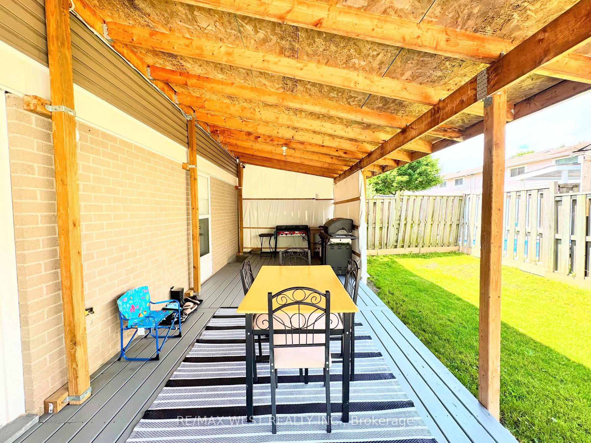 10 Hardcastle Court photo 35
