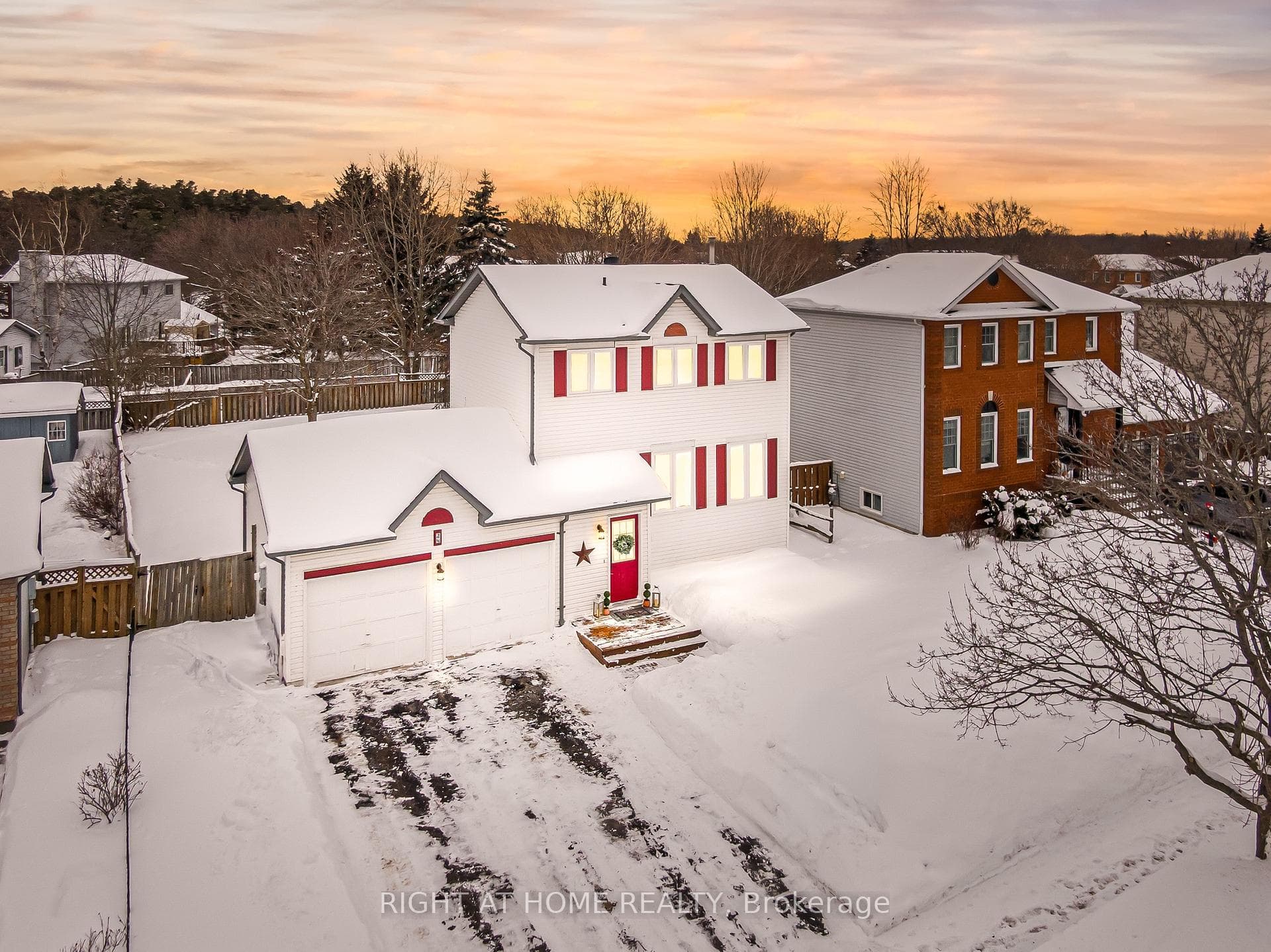 28 Forest Wood Drive photo 1