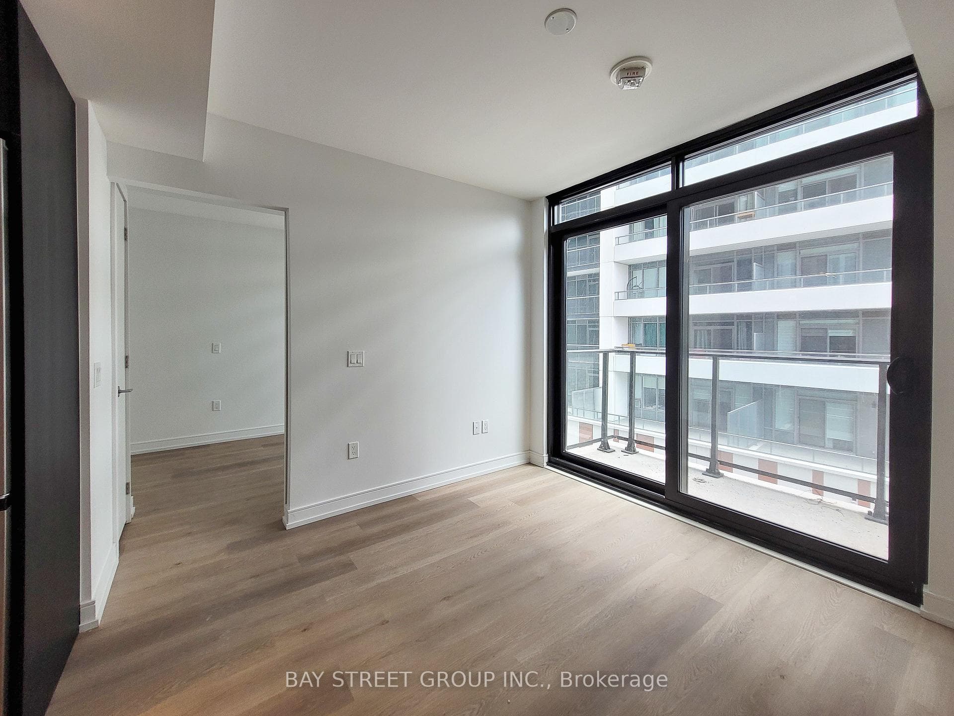1 Jarvis Street Unit 525 photo 8