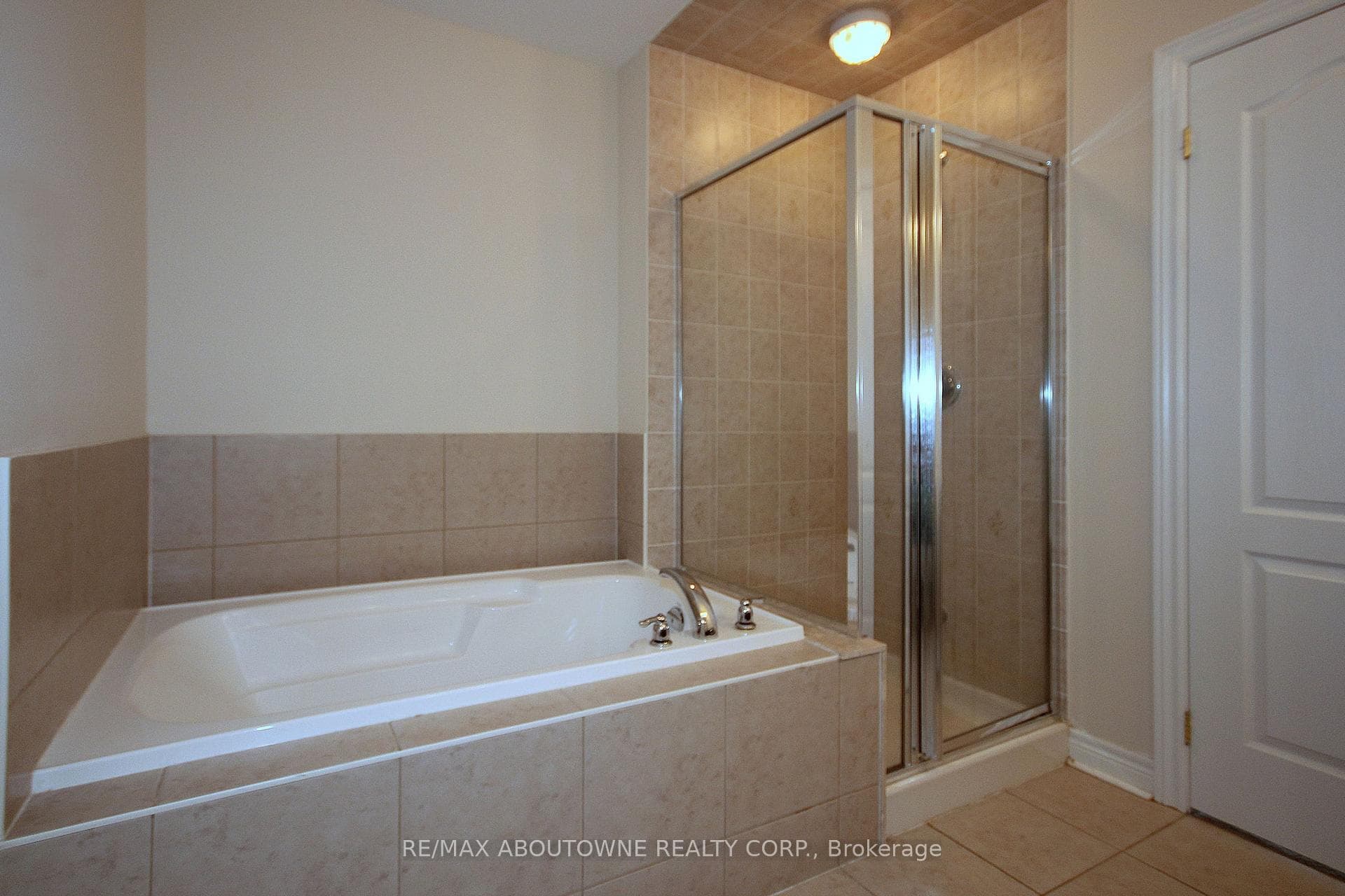2019 Trawden Way Unit 24 photo 19
