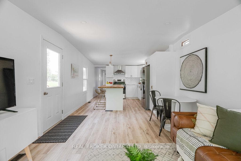 113 Oak Street photo 11
