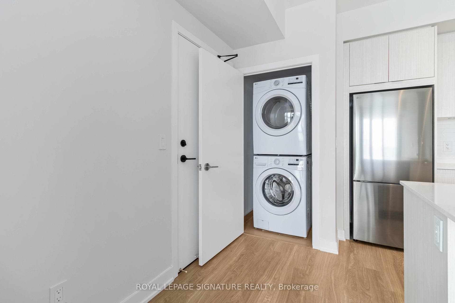 430 Square One Drive Unit 3107 photo 7