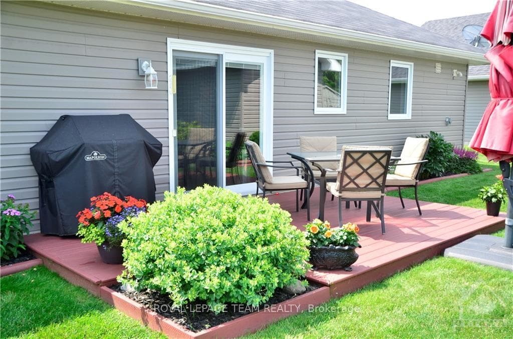 10721 WEST END Terrace photo 19