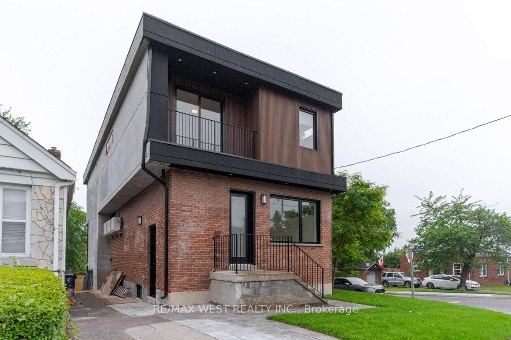 63 Lonborough Avenue Unit Upper photo 1
