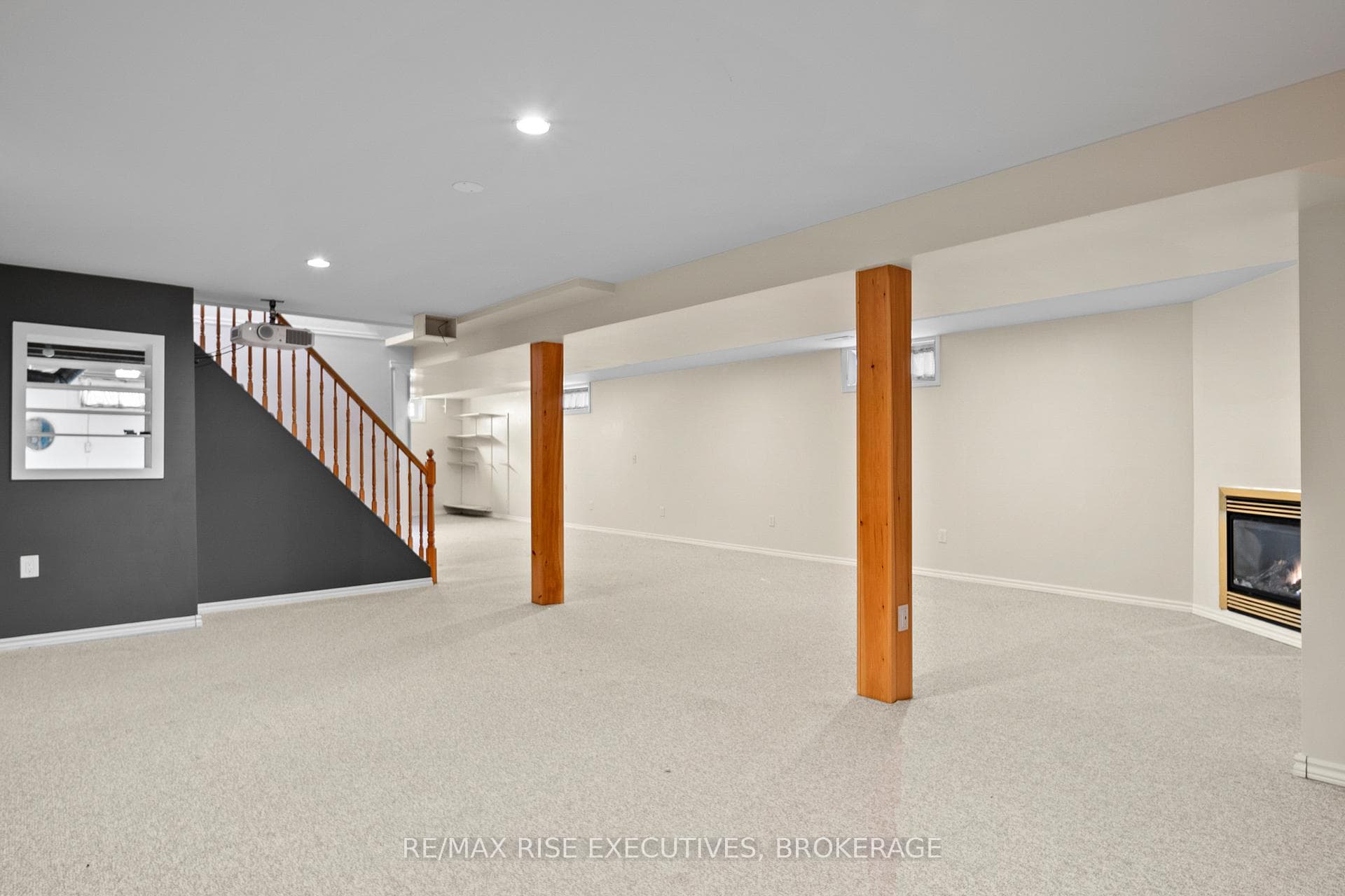 802 Haverhill Drive photo 36