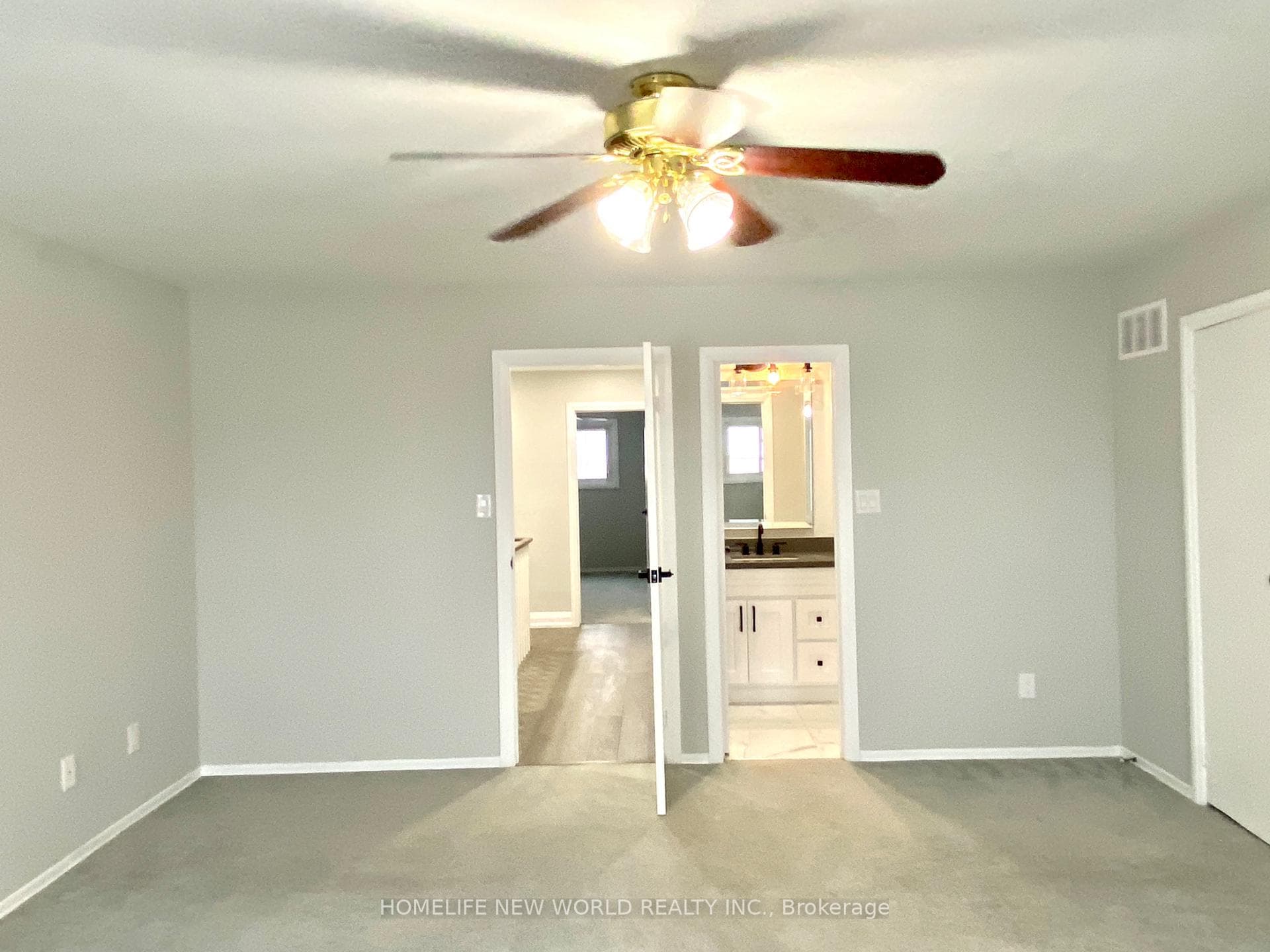 96 Dairis Crescent photo 5
