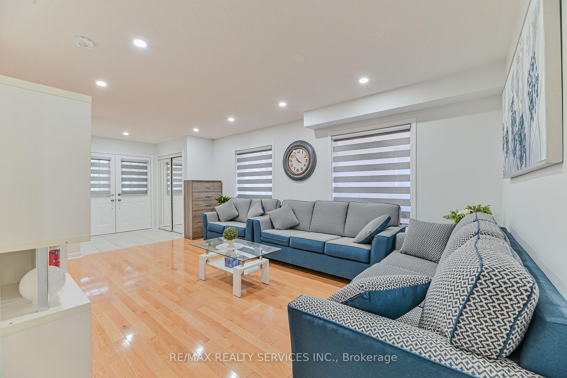 175 Toba Crescent photo 10