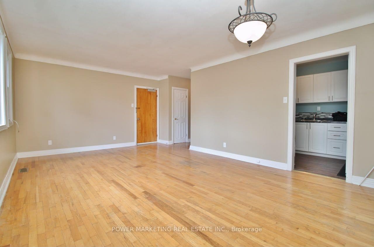 885 MAITLAND Avenue photo 5