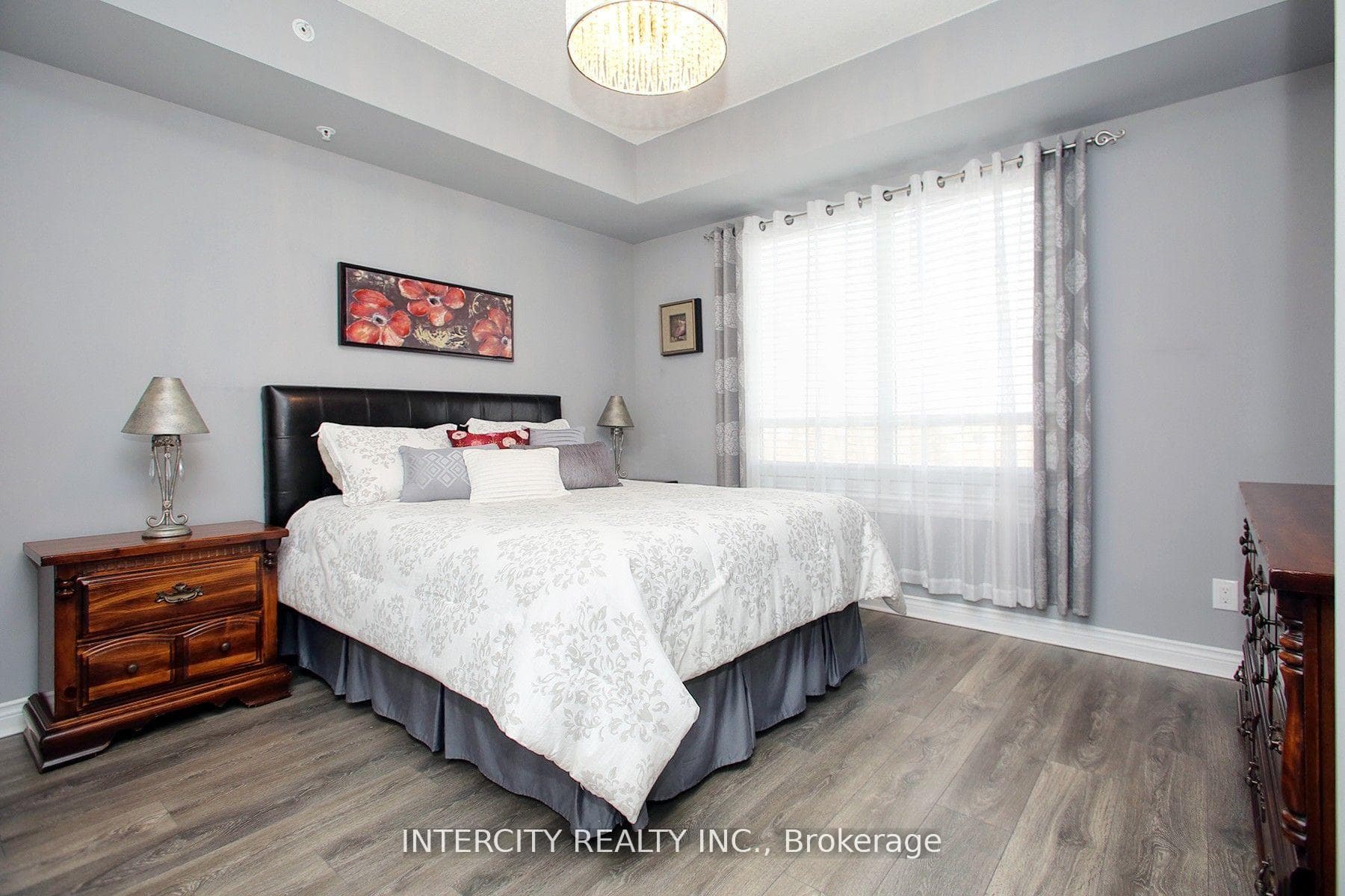 9255 Jane Street Unit 610 photo 20