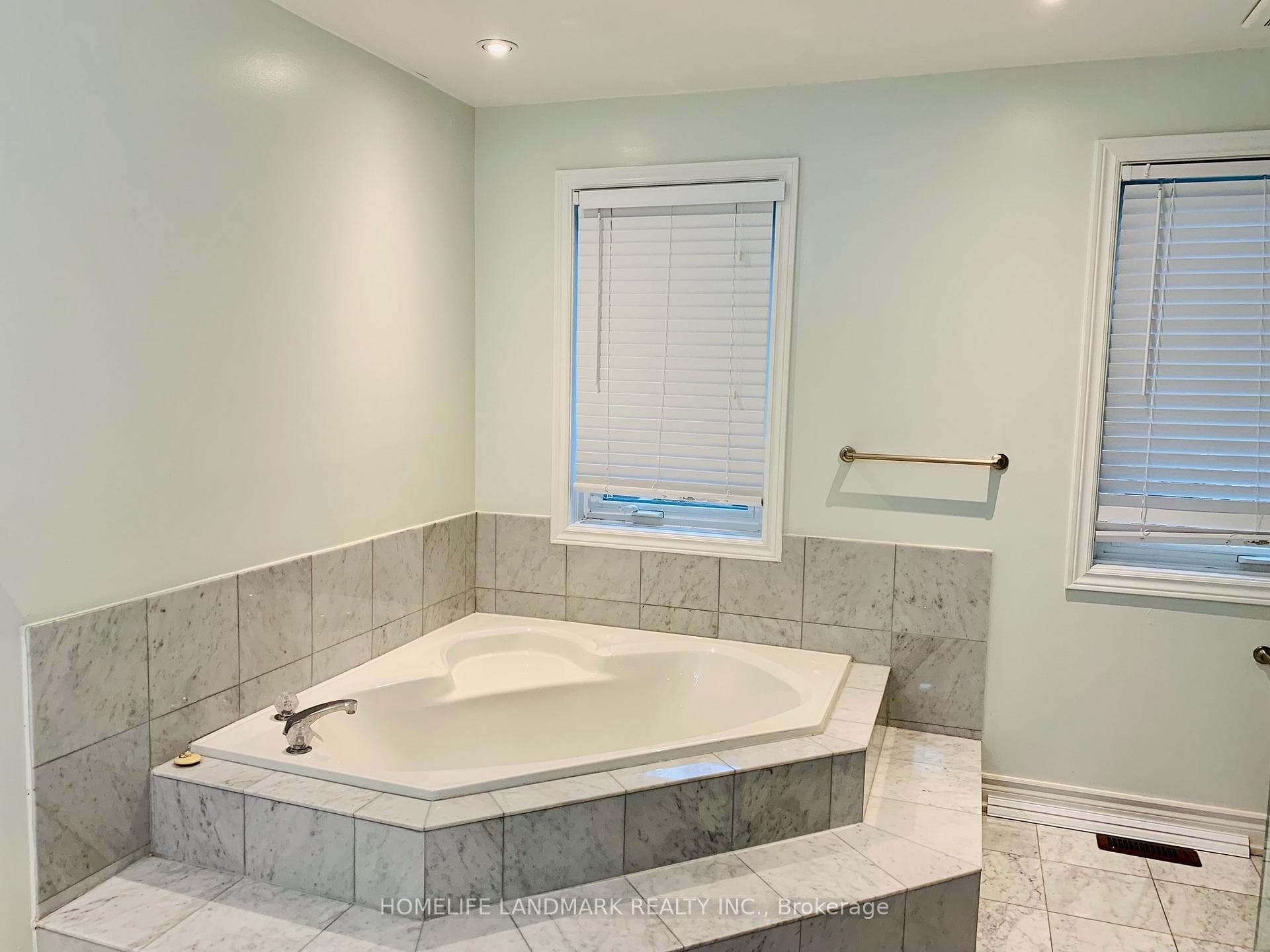 2780 Teak Crescent photo 25