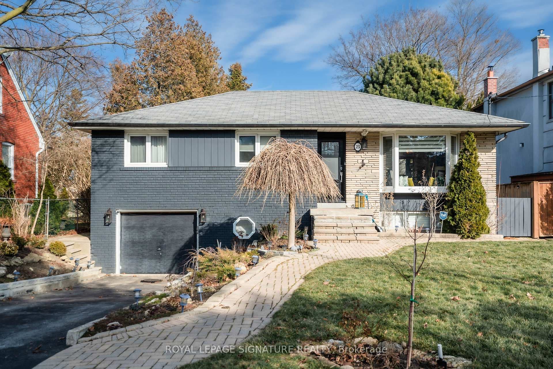 25 Scarborough Heights Boulevard photo 1