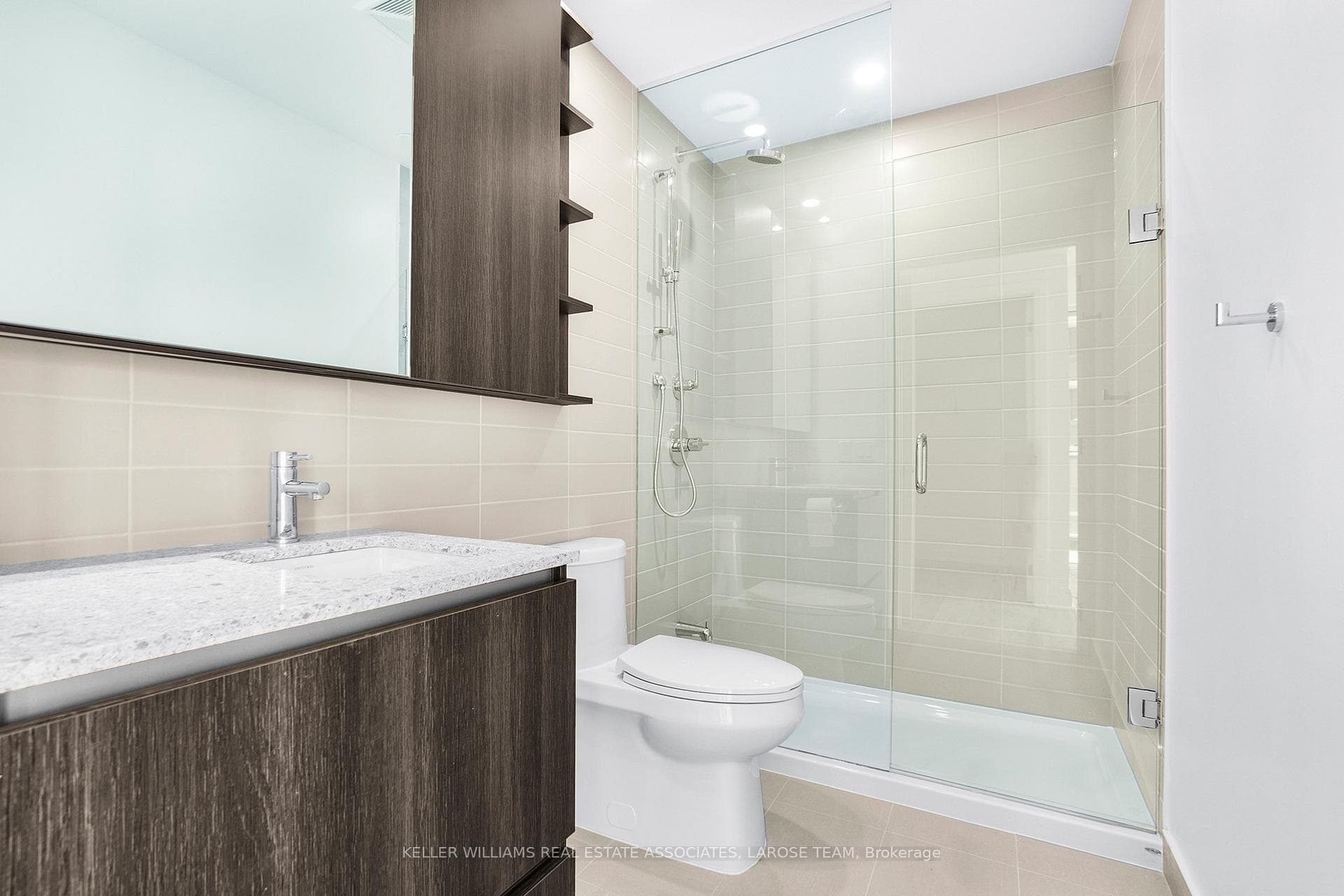 21 Park Street Unit 603 photo 17
