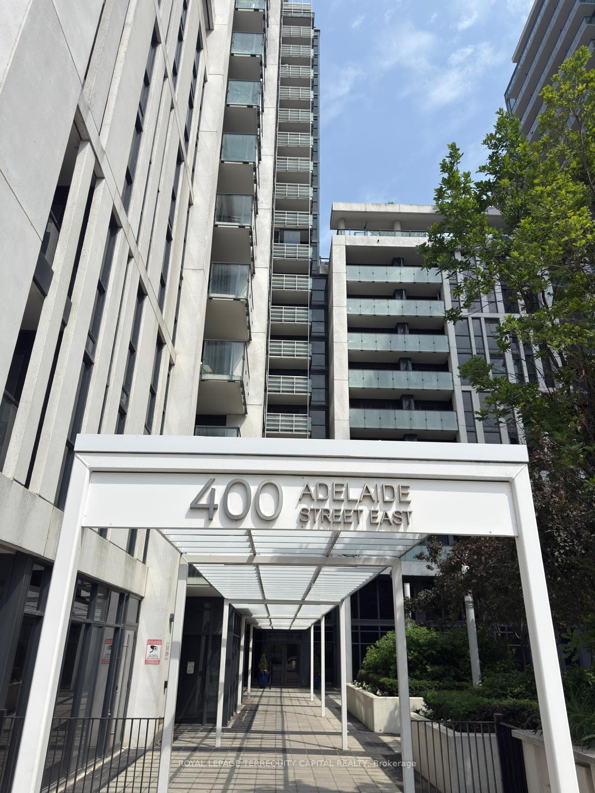 400 Adelaide Street Unit 504 photo 1