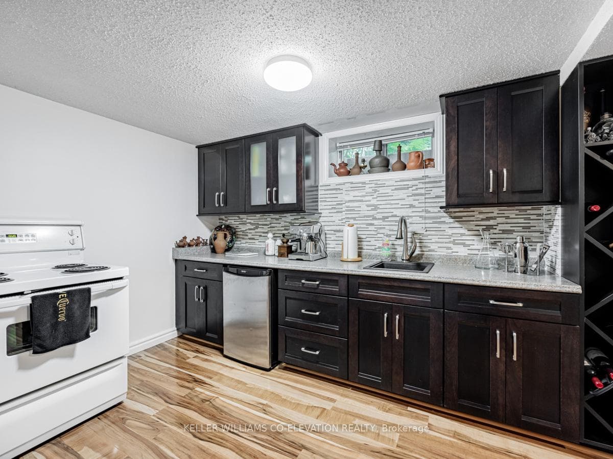 Kitchenette