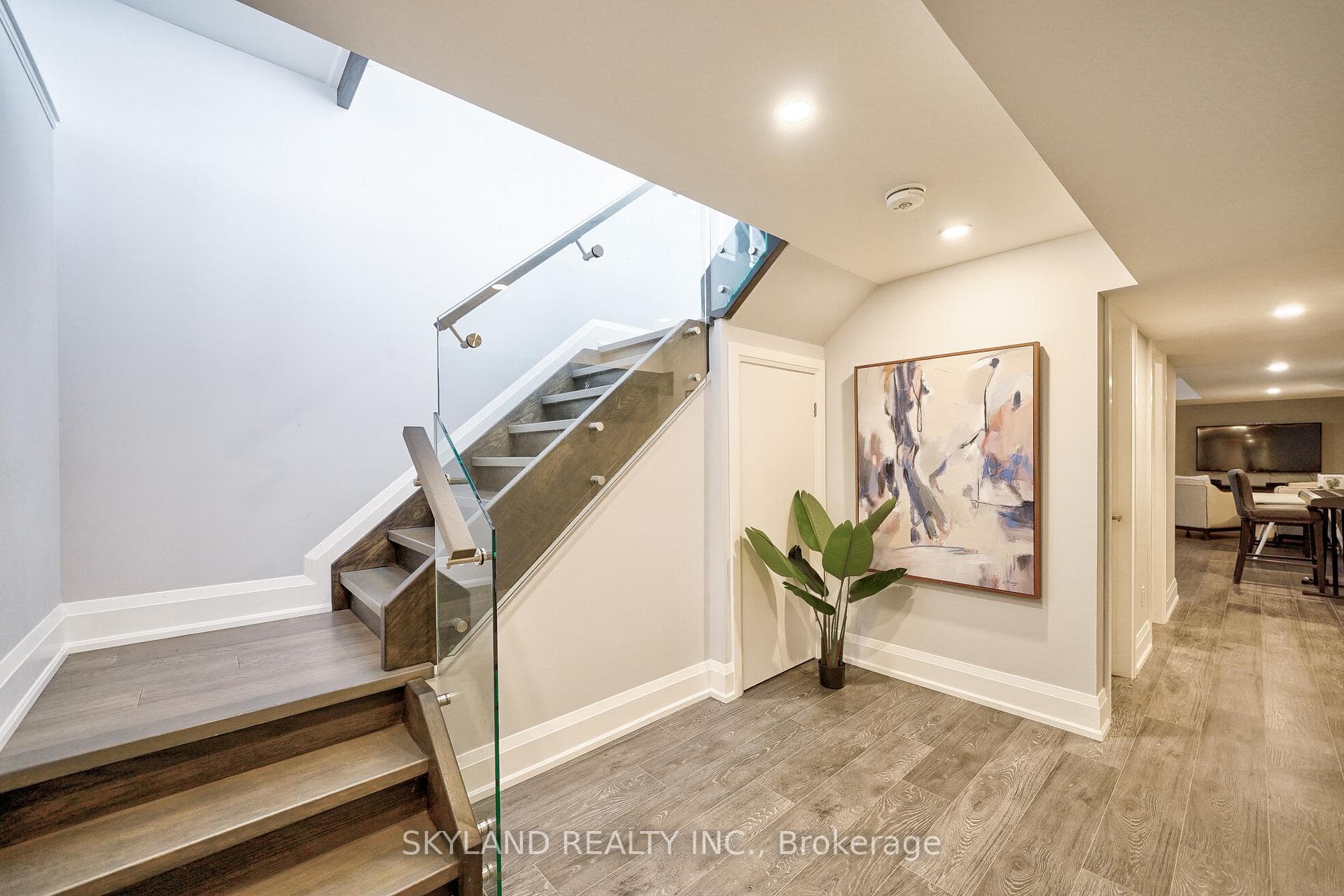 2255 Stratus Drive photo 30