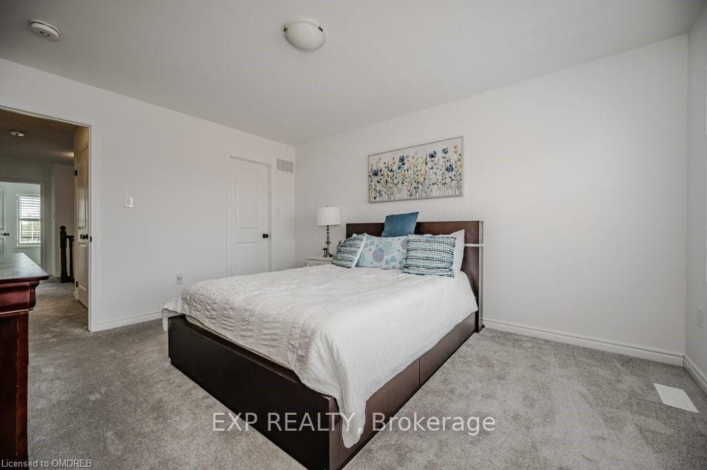 883 HICKORY CRES Crescent photo 20