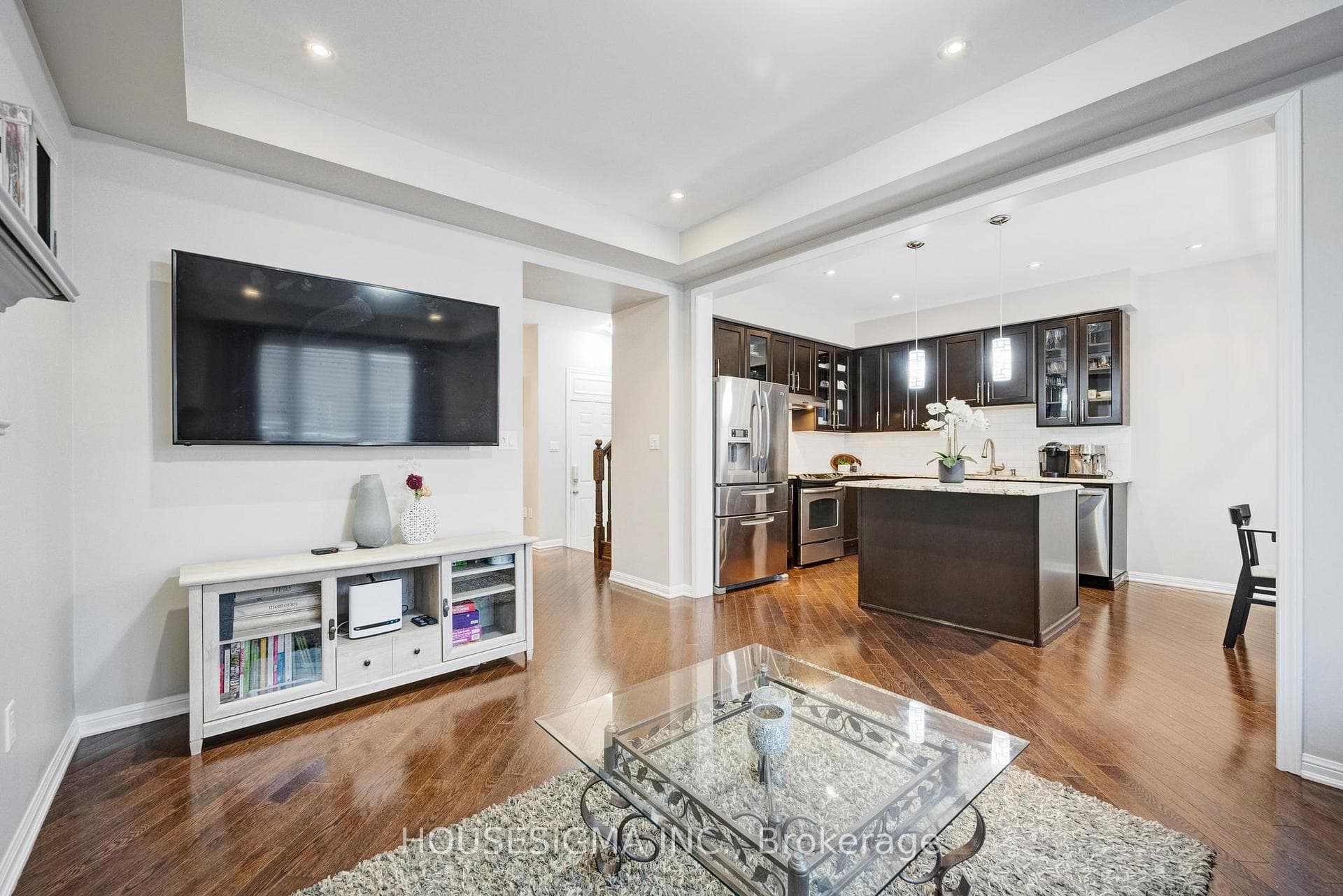 19 Seafair Crescent photo 13