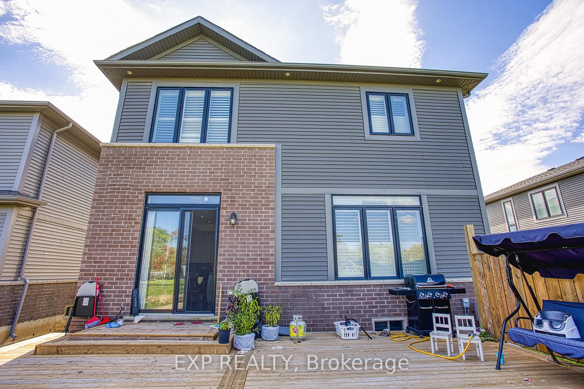 90 Spitfire Drive photo 31