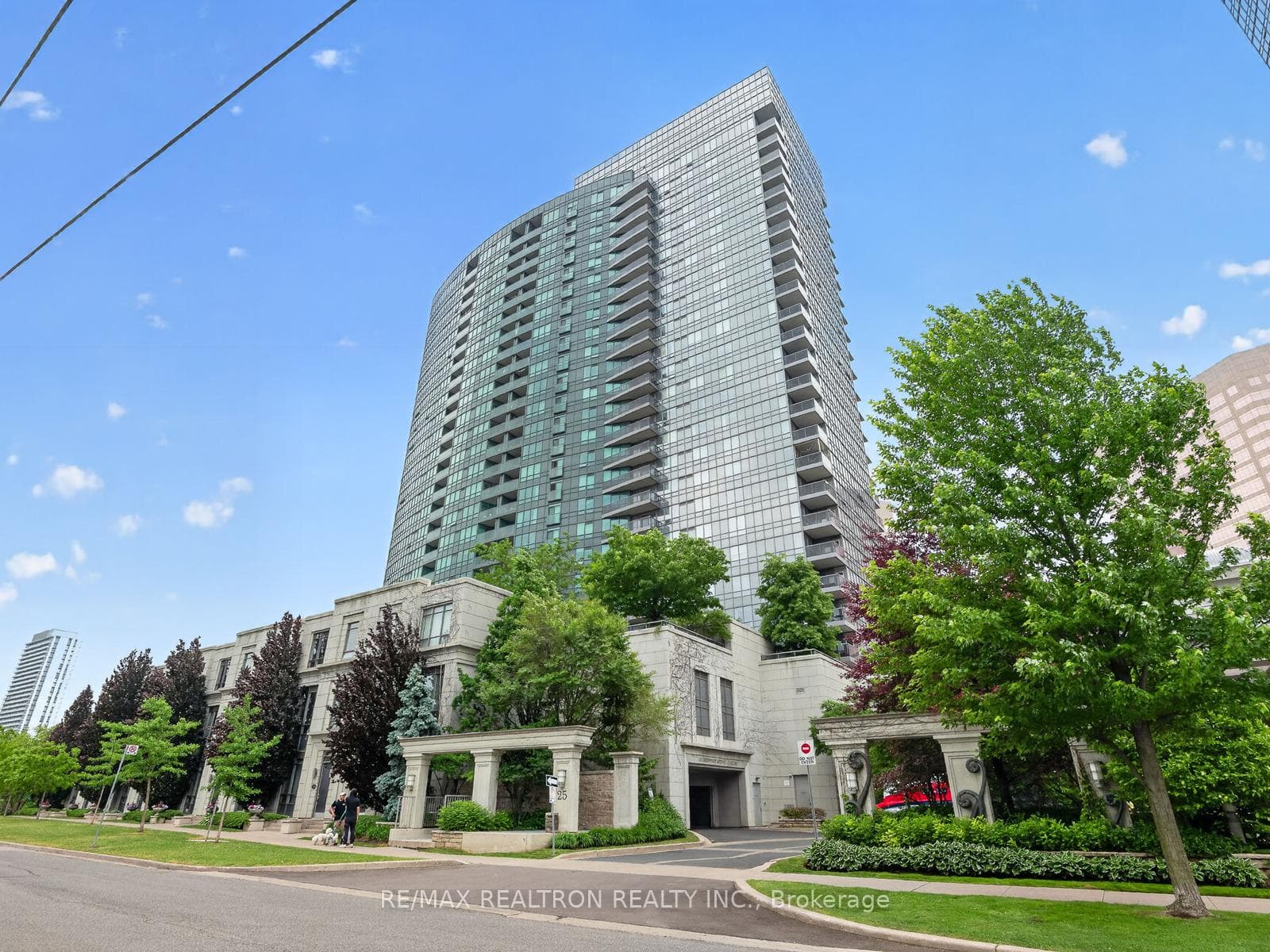 25 Greenview Avenue Unit 317 photo 5