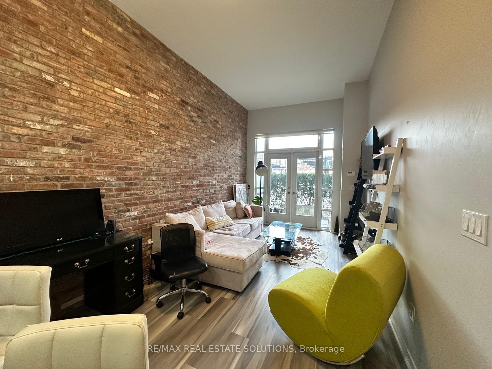 88 Colgate Avenue Unit 104 photo 9