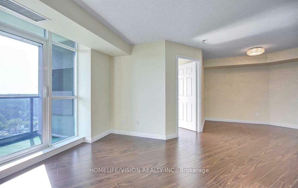 30 Harrison Garden Boulevard Unit 1803 photo 12