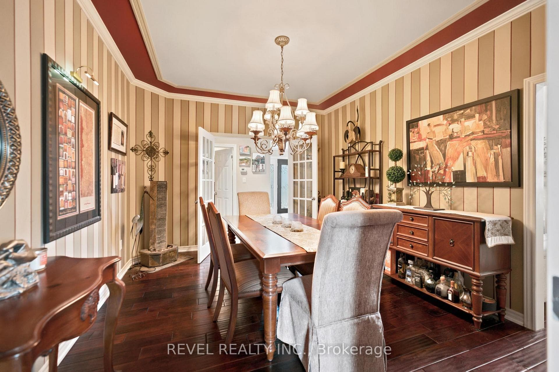 207 Valridge Drive photo 14