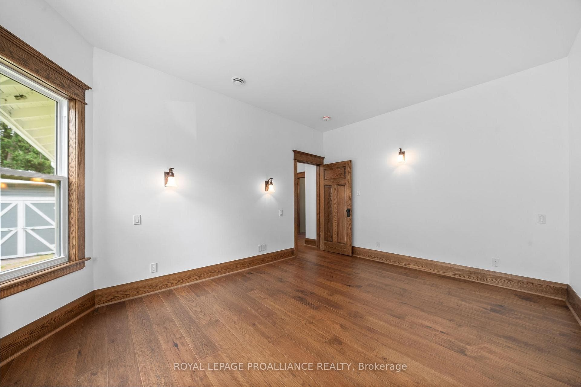 39 Barker Street photo 31