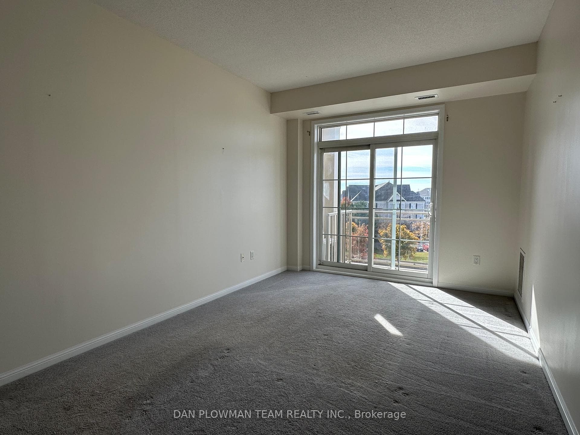 84 Aspen Springs Drive Unit 320 photo 6
