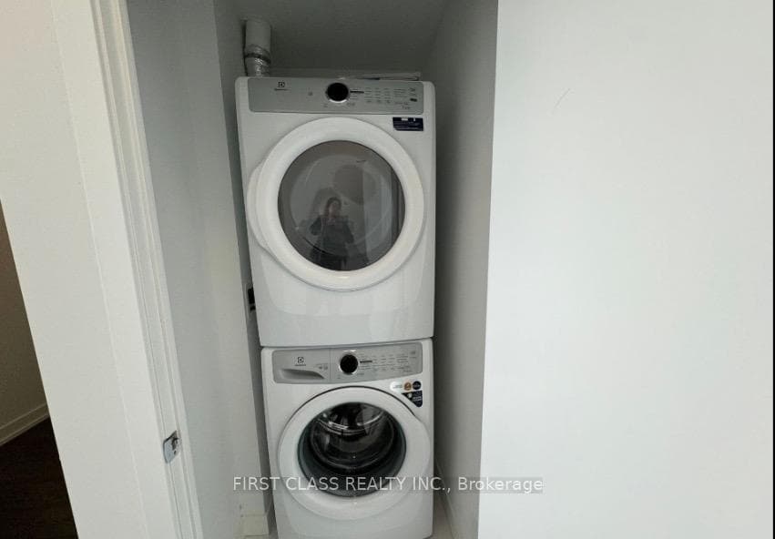 8 Olympic Garden Drive Unit S1508 photo 3