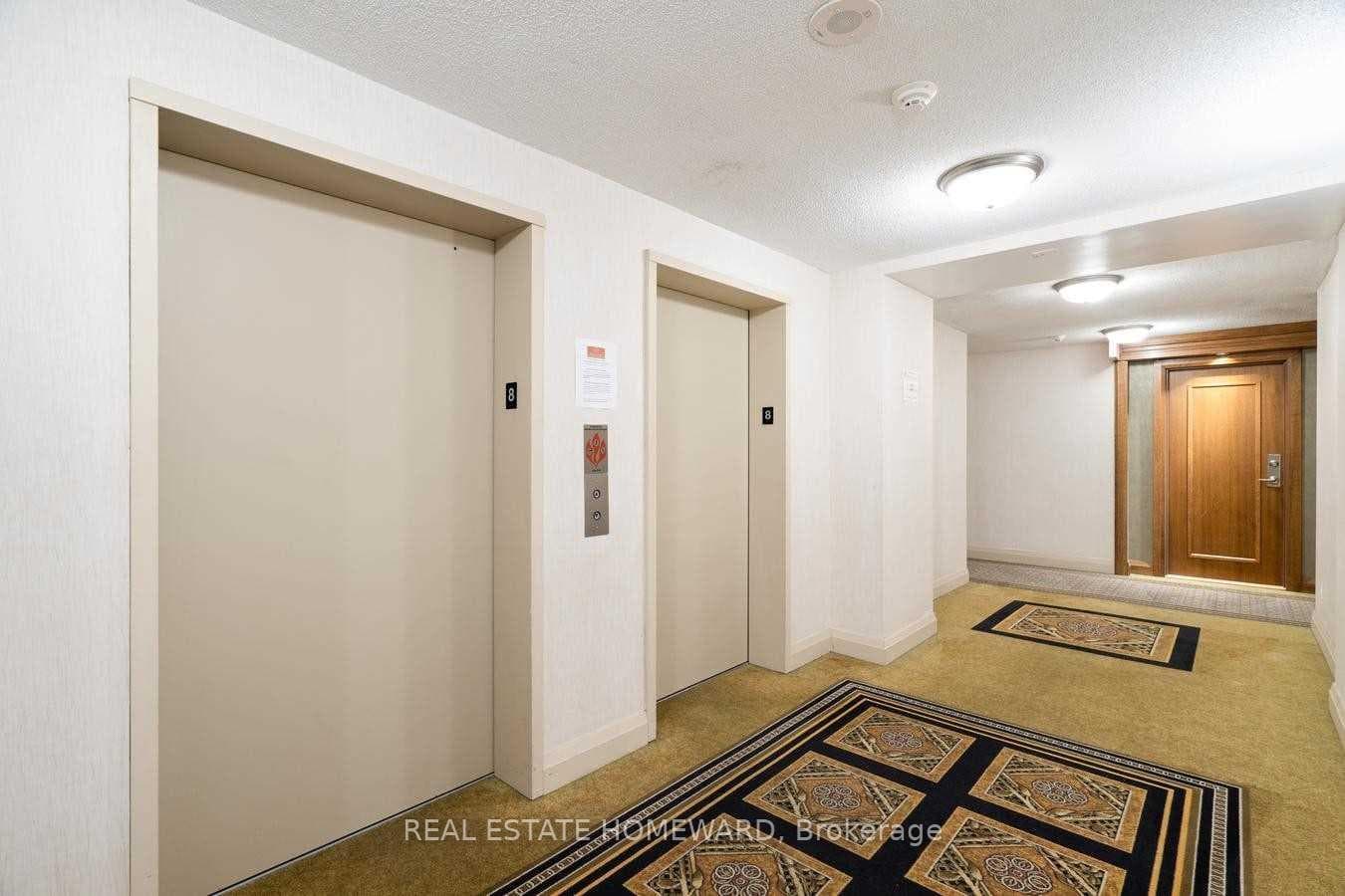 60 Disera Drive Unit 801 photo 7