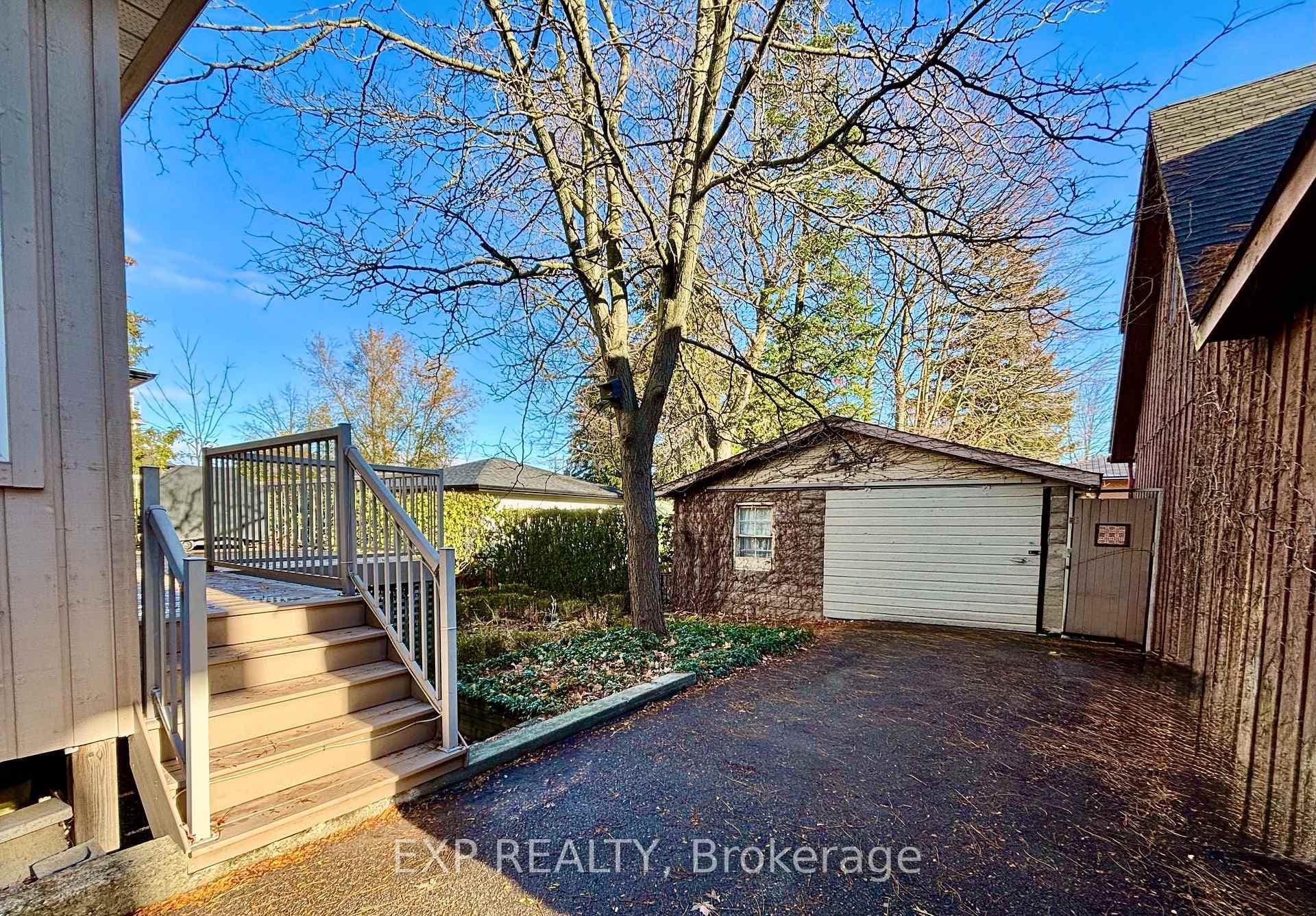 34 Menno Street photo 39
