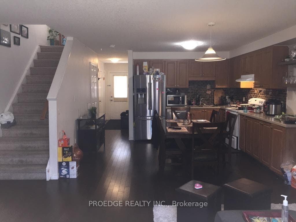 1338 Countrystone Drive photo 2