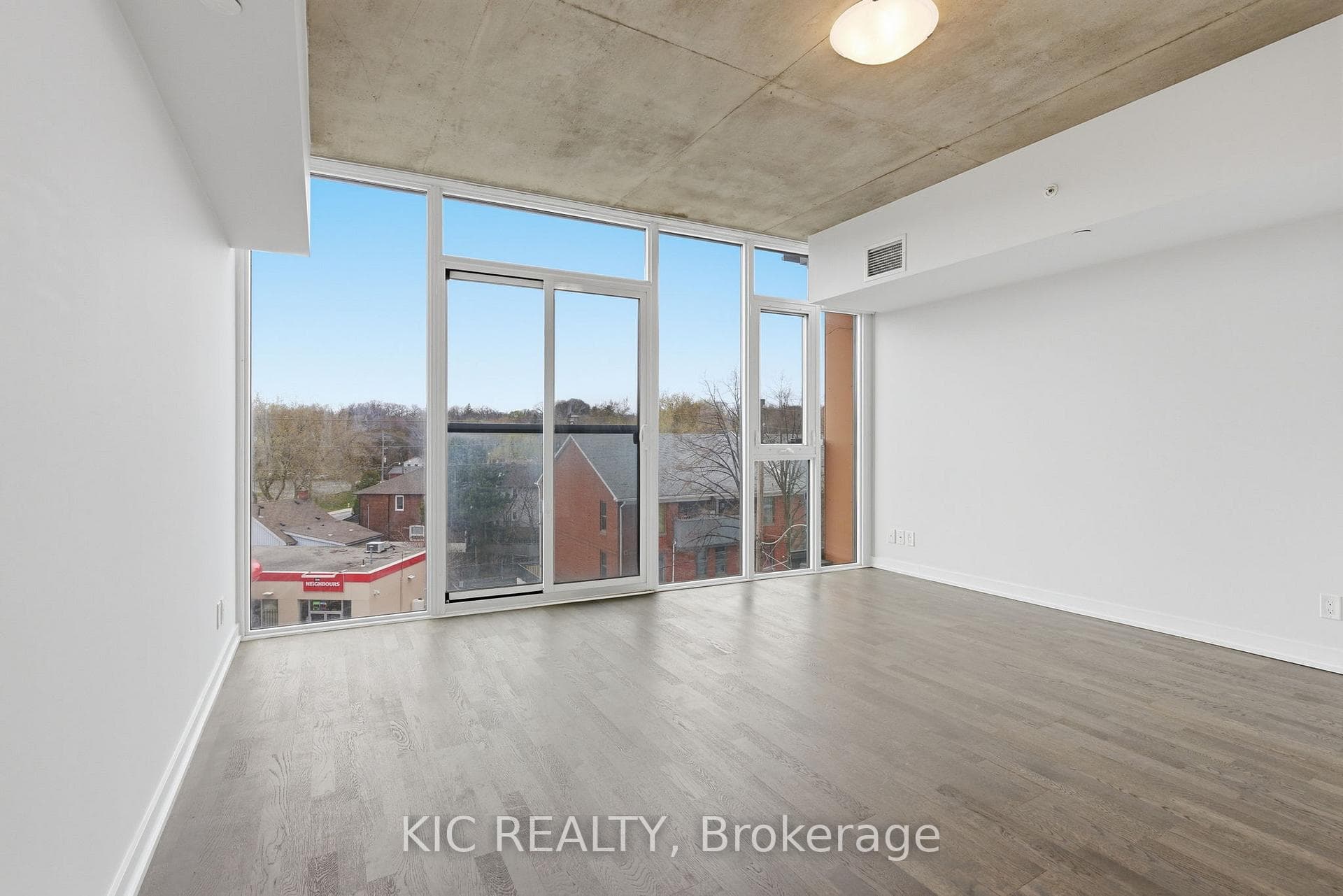 60 Haslett Avenue Road Unit 408 photo 9