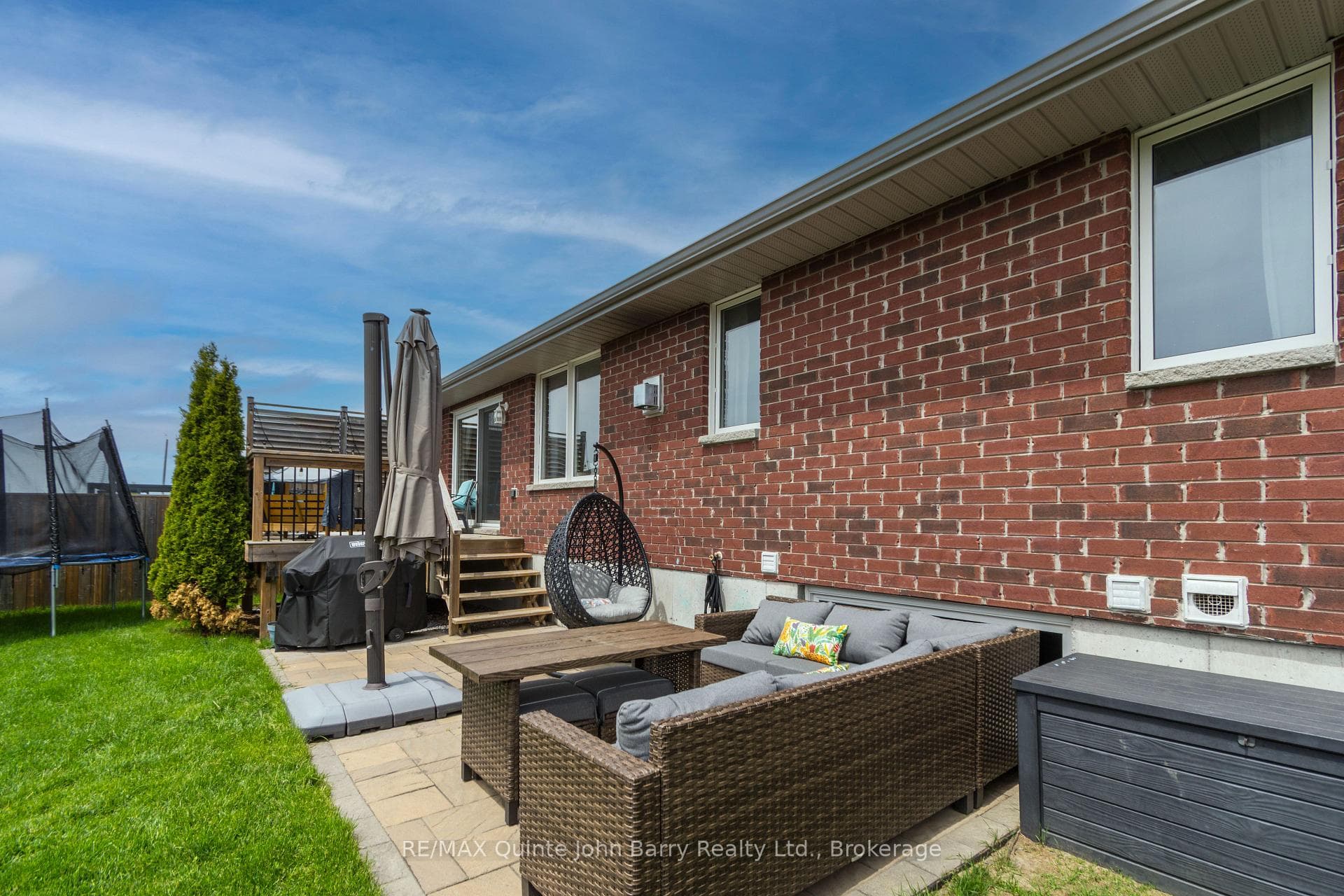8 Liberty Crescent photo 31